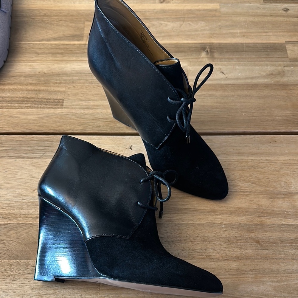 COACH ⭐️ MERCY BOOTIES - Picture 2 of 7